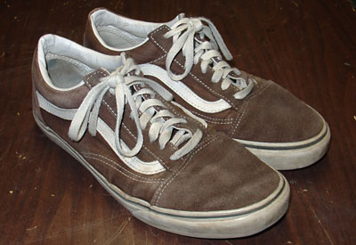 what did the first pair of vans look like